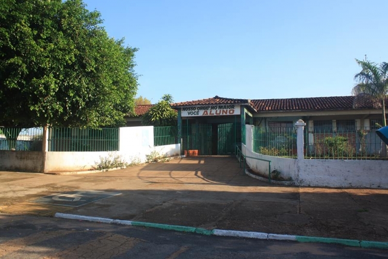 As obras devero estar concludas num prazo de oito meses e ir melhorar as instalaes da unidade escolar.