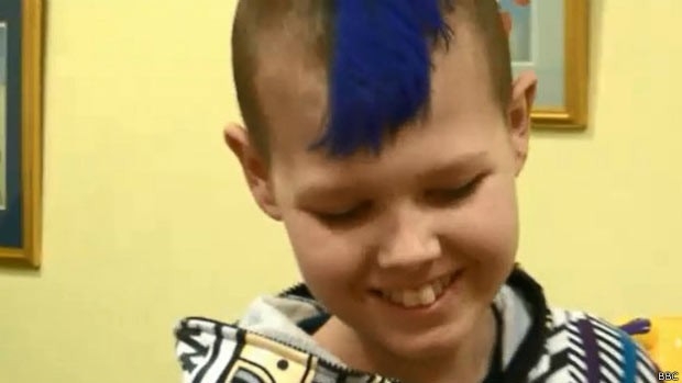 Recuperao de Deryn, diagnosticado com leucemia e cncer, surpreendeu mdicos