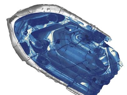 Zirco encontrado na Austrlia, confirmado como o pedao da crosta mais antigo da Terra. O pequeno cristal tem tamanho quase irrelevante, mas sua existncia possibilita um grande salto na descoberta das primeiras formas de vida na Terra