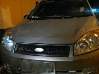 Carro roubado por passageiro de veculo foi recuperado