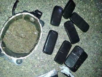 Agentes desmontaram bebedouros e acharam droga