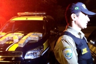 Segundo a PRF, droga  avaliada em R$ 1 milho e seria originria da Bolvia