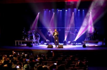 Show com o cantor gospel Leonardo Gonalves 